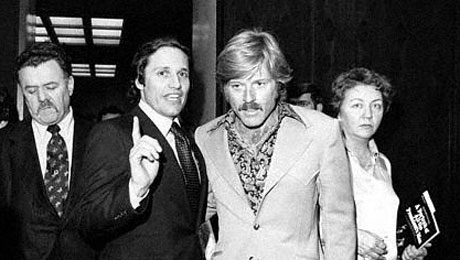 Not the president's man... Robert Redford with Watergate reporter Bob Woodward in 1976. Fonte: http://www.guardian.co.uk/books/booksblog/2006/nov/06/week
